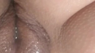 Me toco en secreto con squirt