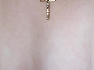 Blowjob muna kita bago mo ako iyotin.