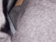 A peine sortie du resto elle me suce dans la voiture puis se fait baiser violemment 3/16