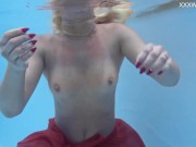 Russian gorgeous beauty horny in the pool 16/16