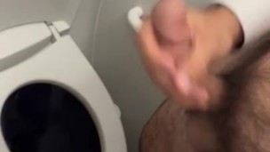 Airplane nutting
