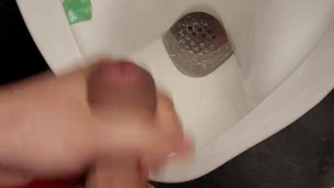 Risky wank in public toilet 
