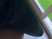 Elle me suce au réveil et je joui sur son jean  1/16