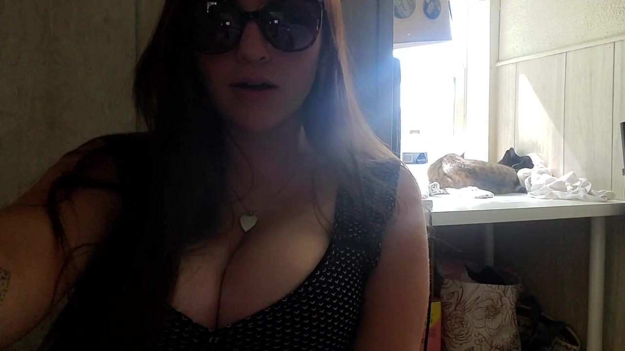 Hot Wife Makes A Sex Tape With Another Guy & Sends It To Hubby - Free Sex Video - RedTube