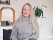 Ersties: Blonde Babe Uses a Vibrator To Make Herself Squirt 3/16