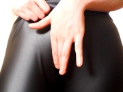 Spritz mir auf die Leder-Cameltoe-Fotze!!!! 5/16