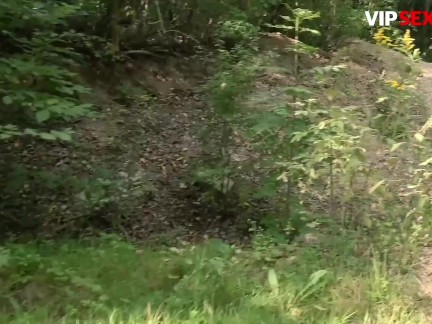 VIP SEX VAULT - Big Tits Babe Rossella Visconti Surprise Outdoor Casting Fuck