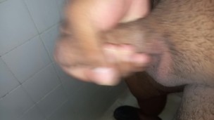 ME MASTURBO HASTA VENIRME MUY RICO!!!!