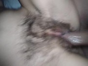 Creampie en su coño peludo 10/16