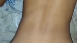 Eata puta me pide leche y la dejo salir toda dentro de su vagina 