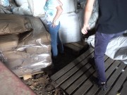 baise avec ma demi-soeur dans une ferme au bord de la route (presque attrapés) 1/16