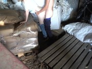 baise avec ma demi-soeur dans une ferme au bord de la route (presque attrapés) 6/16