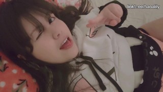 Chica bonita follando almohada - Vídeo de sexo gratis - RedTube