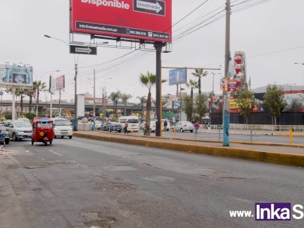 Brunette Latina in Peru by a young man she met on social networks. Morenahot21