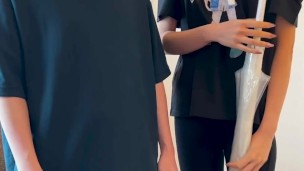 【くすぐり検証】ビニール傘でくすぐったらどうなる！？♡ #shorts