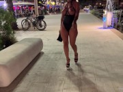 I suck cock and masturbate in public in front of people walking down the street 2/16