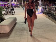 I suck cock and masturbate in public in front of people walking down the street