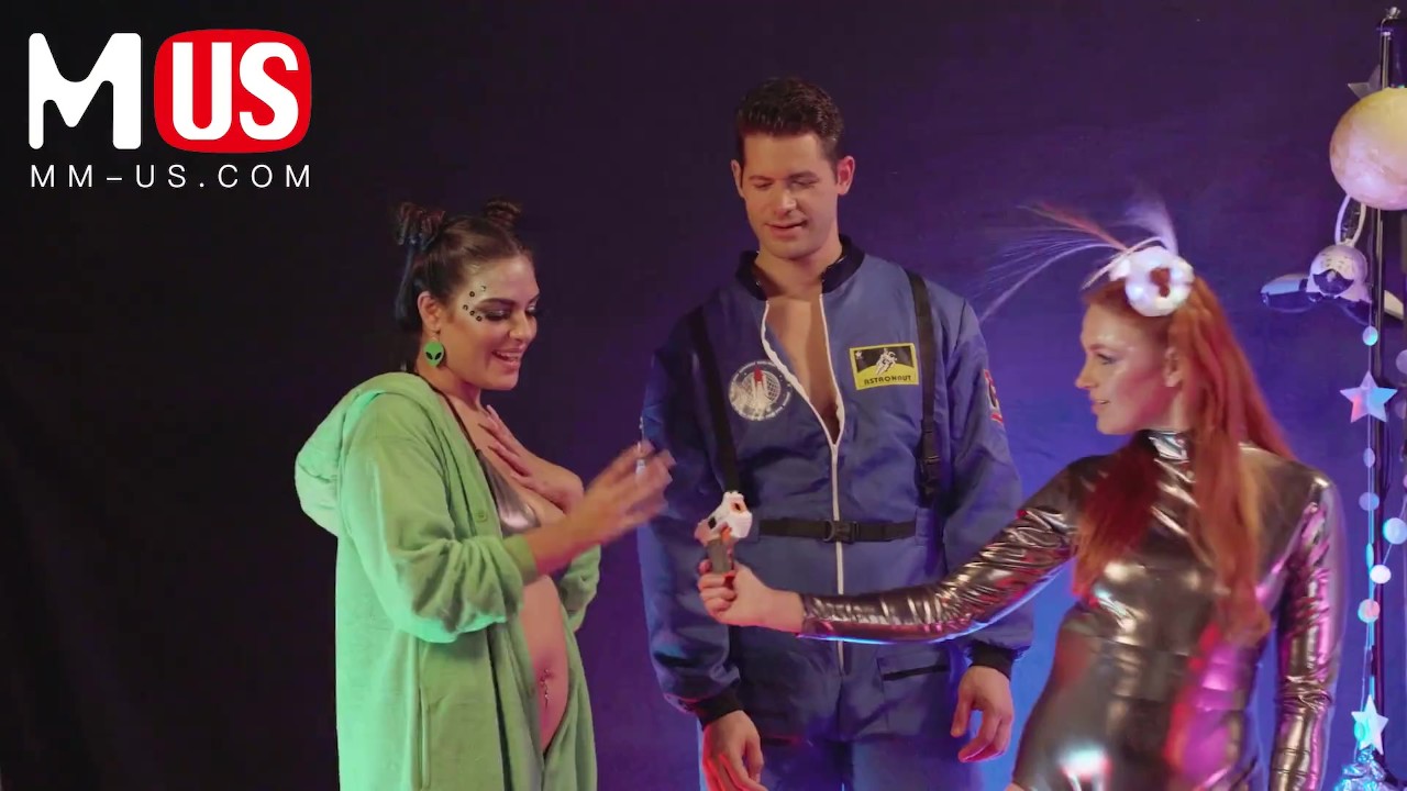 Alien Brings The Most Exciting Game Show - LTV0028 - RedTube