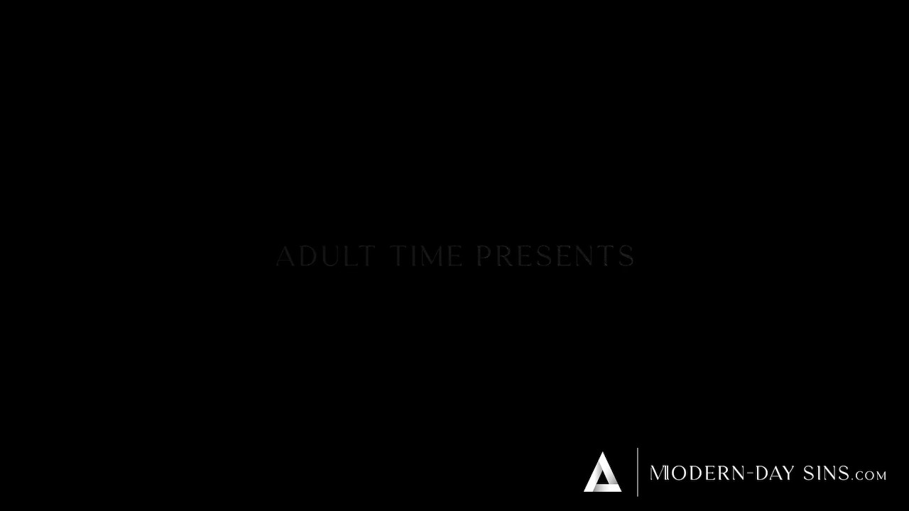 Voyeur Watches Her Masturbate Through Camera! - Free Sex Video - RedTube