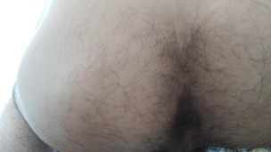 Orgasmic contractions! Hairy Japanese masturbate with their asses facing out! It feels good.