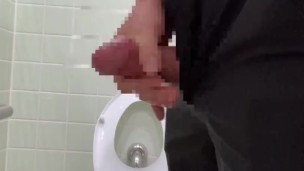ズボンを履いたまま午後のひとときを楽しんだ人はこちら
