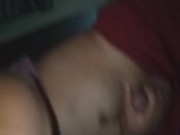 El vecino me visita mientras mi marido no está  7/16