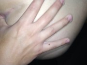 Me cojo a la empleada del hogar mientras los jefes no están, me saca toda la leche 14/16