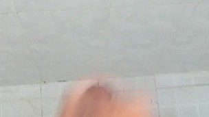 masturbating delicious in my bathroom and I have orgasm