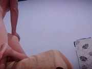 The booty of this girl if she is to fuck 4/16