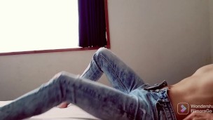 イケメン　オナニーで興奮して、精子が我慢できない