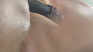masturbating my pink pussy while I watch porn, delight to ejaculate with you looking at me closely, 