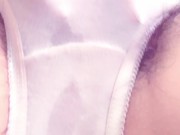濡れ染みパンティのスジがくっきり♡クリトリス弄って喘ぎながらイク剛毛素人♡【個人撮影】 2/16