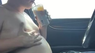Piggy stuffs his face for master bbqchef 