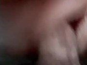 Ma chaude voisine me rejoins pour baiser une grosse bite