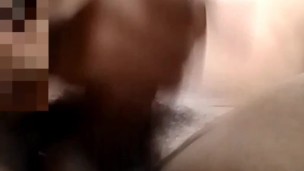 chico se pajea hasta correrse