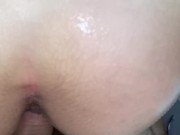 Трахнул соседку в анал пока она была в душе 2/16