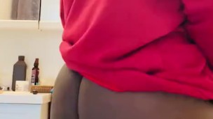 Learning To Clap From Behind