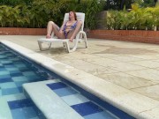 Descubro a desconocido masturbándose mientras me espia y lo seduzco para que me folle - AndreaPardox 2/16