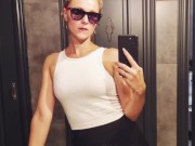 İn toilet in cafe fhd 1080 full version  4/16