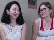 Ersties: Süße Blondine vögelt 18-Jährige Deutsche mit Strap-On 13/16