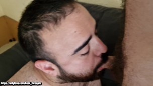 Oso peludo me folla la boca y el culo