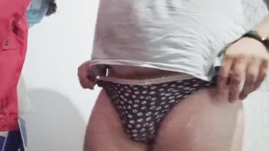 Probando mi nueva braguita