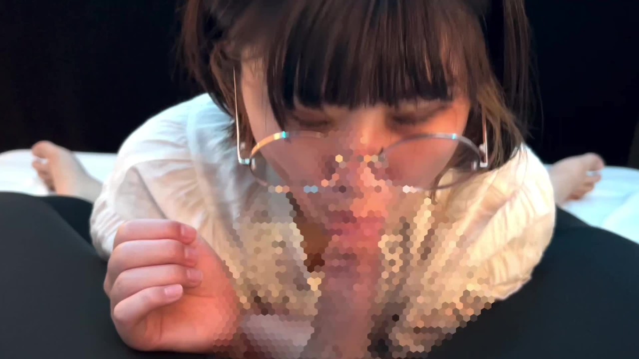 後輩の女子大生がおでかけ前にフェラと口内射精でごっくんしてくれました♡ - Vídeo de sexo grátis - RedTube