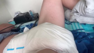 Venus 2000 stroking in diaper
