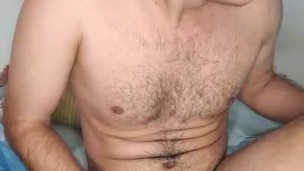 Veo porno y me vengo 2 veces seguidas.