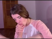 Застенчивая малышка отсасывает мой член и я кончаю ей на лицо. 8/16