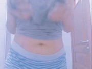 اححح سخنت بزااف بوحدي بغيت لي يحويني و يرضعو ليا يرضع ليا بزازلي please Fack me
