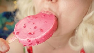 Braces Fetish: mukbang video.