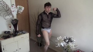 College Jock Maolo teaches about the Male Form & Guys to Delta Psy!