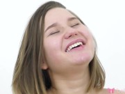 Solo plump girl Amalia Davis is masturbating in 4K 6/16